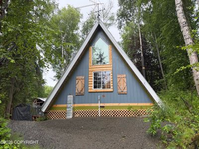 Property at 3444 N Meadow Lakes Dr, Wasilla, AK