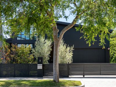 3611 Meier St