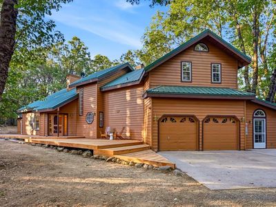 17525 Lazy Dog Rd