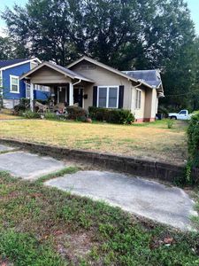 915 W Elm St