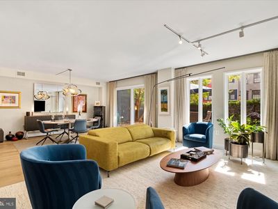 1045 31st St NW APT 104