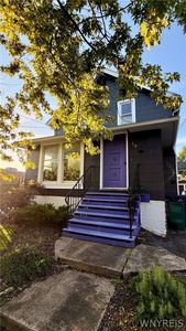 18 Whitfield Ave