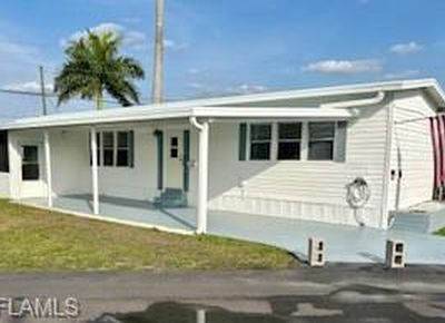 5558 Palm Beach Blvd LOT 83