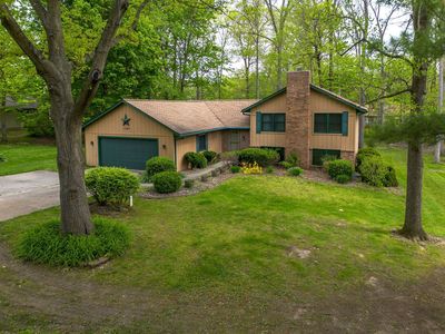 Property at 1287 E Greenbriar Dr, Columbia City, IN