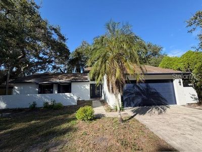 933 Woodland Dr