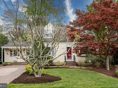 Property at 75 Lakeview Dr, Allentown, NJ
