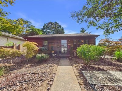 3700 10th Ave