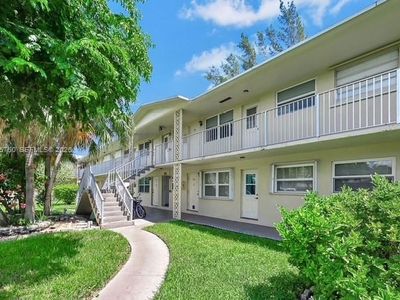 1301 N 12th Ct APT 2A