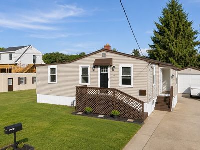 21 Golf St