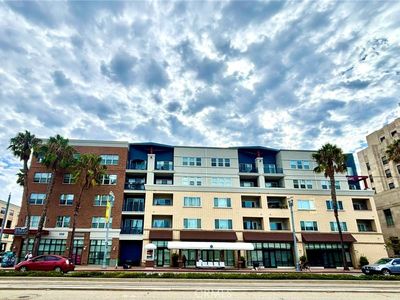 300 E 4th St Unit 422