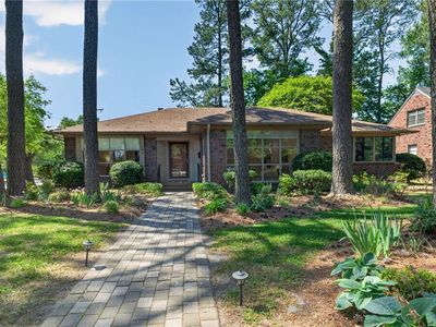460 Hariton Ct
