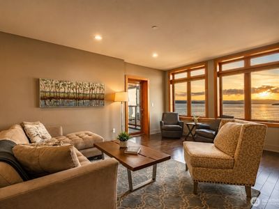 9535 Semiahmoo Parkway #B202