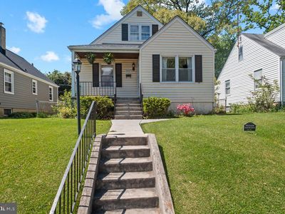 2907 Edgewood Ave
