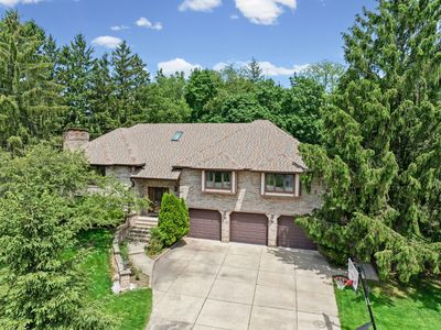 32675 N Forest Dr