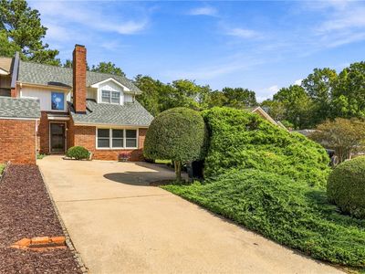 7 Woodbridge Cir