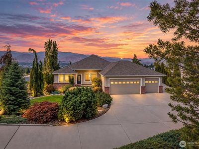 2390 Catalina Drive