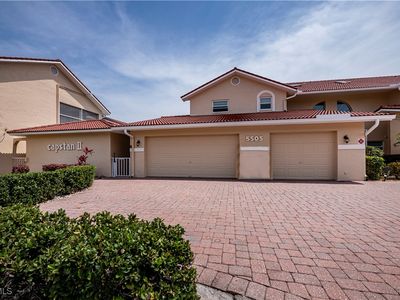 5505 SW 12th Ave APT 205