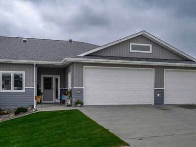 307 Colt Ave