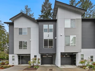 13117 3rd Avenue SE #J2