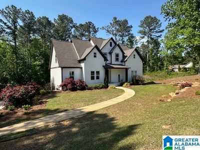 1009 Lakeview Ln