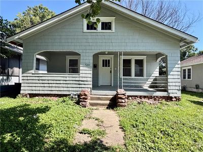 3209 Mitchell Ave