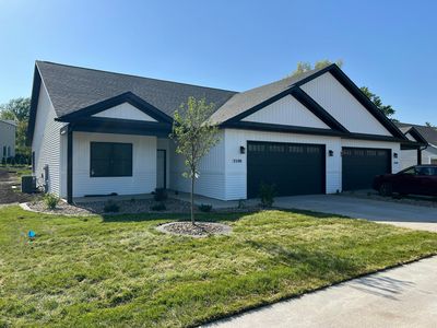 2100 Clarabeck Ln