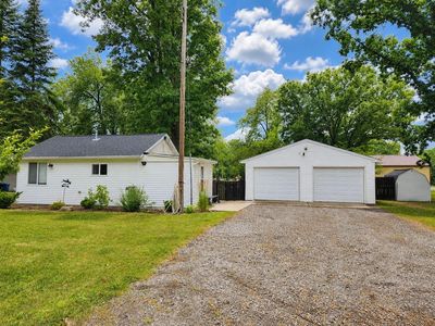 1425 Russell Dr