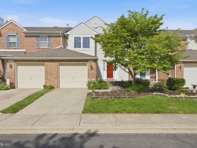 8026 Captains Ct
