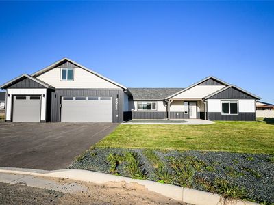 3945 Prestige Ct