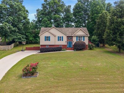 141 Sun High Ct SE