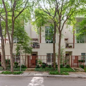 4016 Travis St Unit B