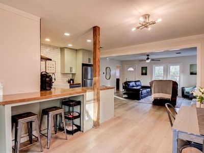 1103 Bluebonnet Dr