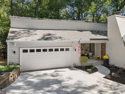 200 Pitch Lake Ln