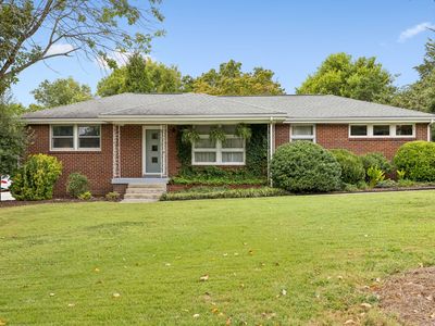 5015 Montclair Dr