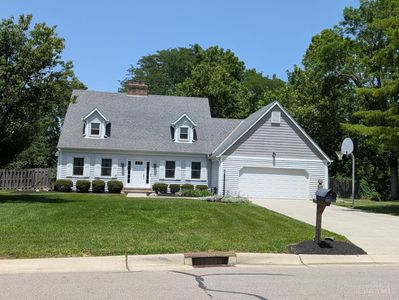 985 Locust Ct