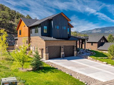 64 Cliff Rose Way