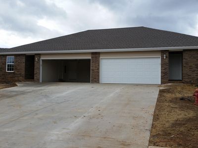 1001 W Black Street