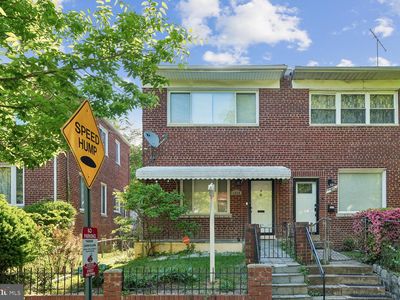 1688 Fort Dupont St SE