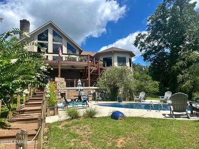 8539 Lakewood Cir