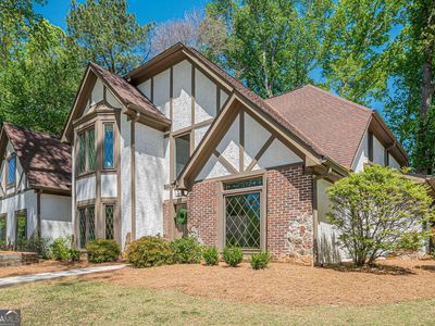 205 Chiswick Close