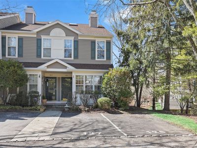 601 Pondside Drive