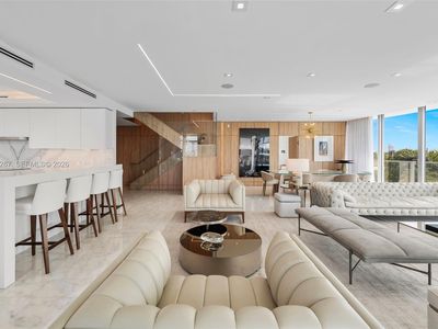 1201 20th St #Penthouse 06