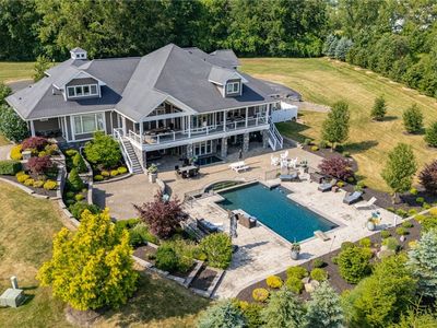 14 Poinciana Dr