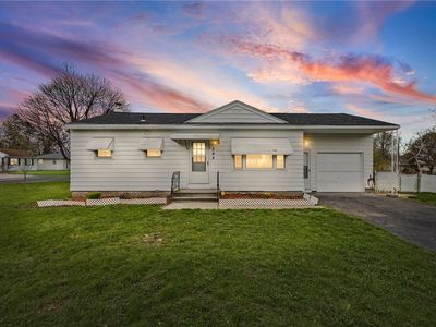 292 Knapp Ave