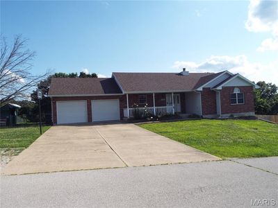 150 Sawmill Ln