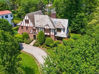 260 Overlook Road
