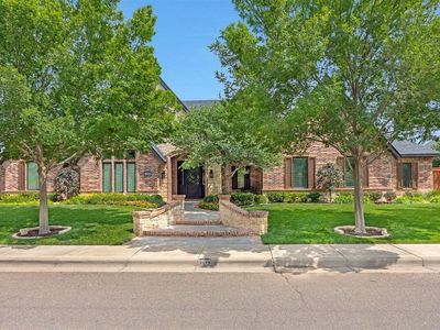8003 Valcour Dr