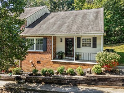 3847 Tambark Dr