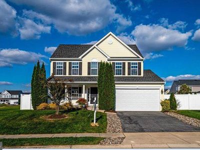 105 E Brook Dr