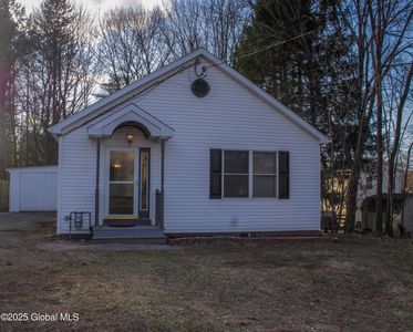 7 N Reinemann Street